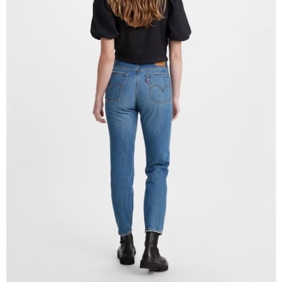 Levi’s NWT Wedgie Fit Ankle Denim Highrise Jeans Athens Shut It Wash Size 27 - Picture 2 of 12